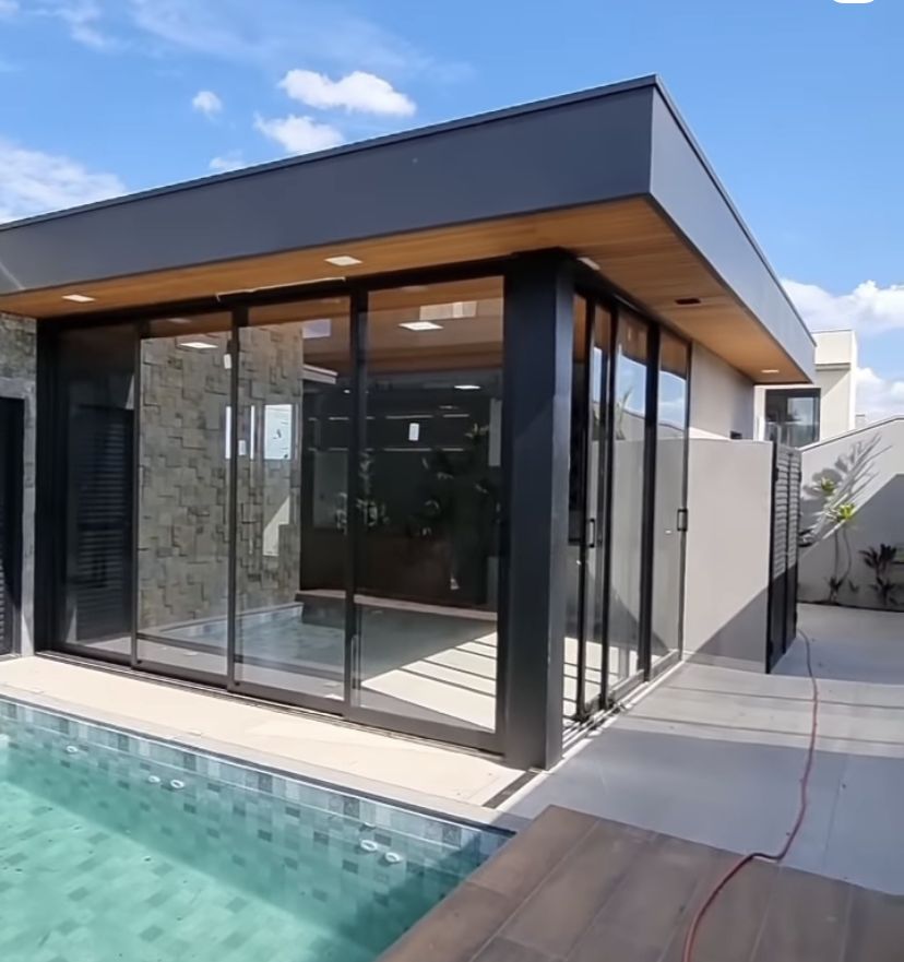 مجالس خارجية