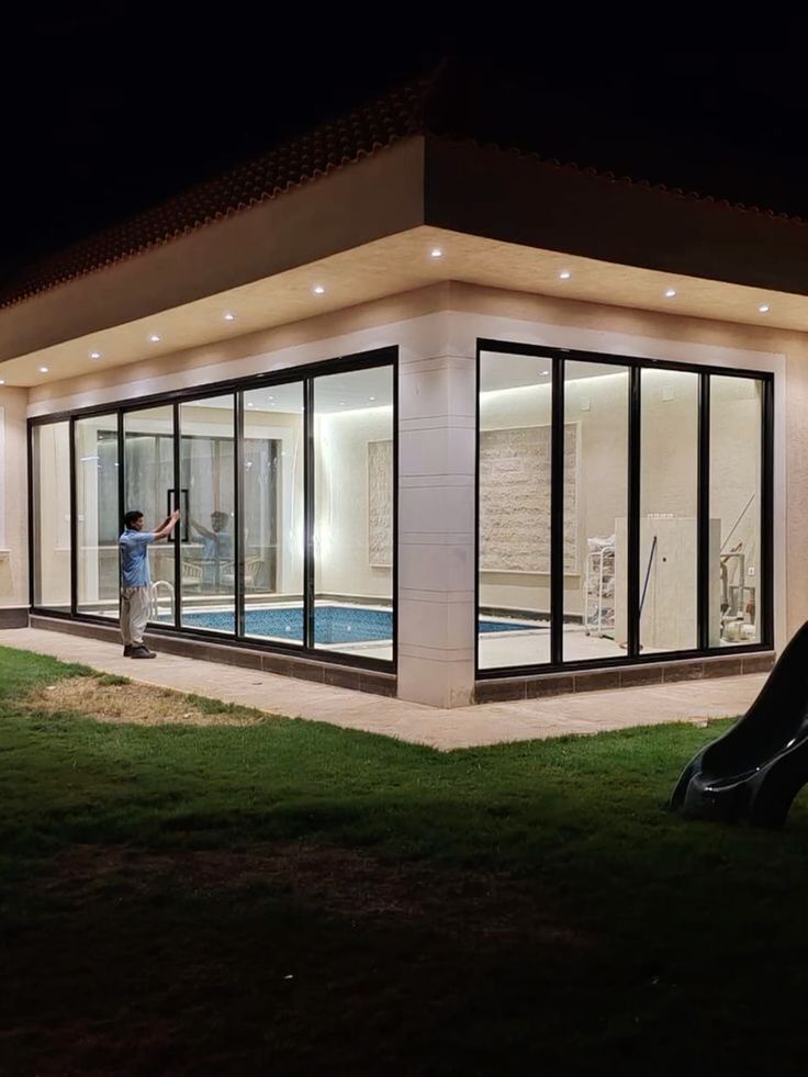 مجالس خارجية