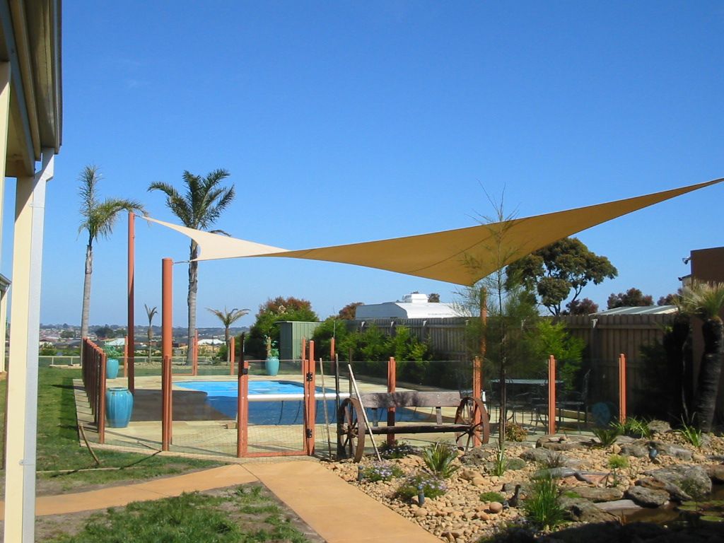 تركيب المظلات