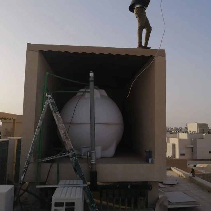 مظلات الخزانات