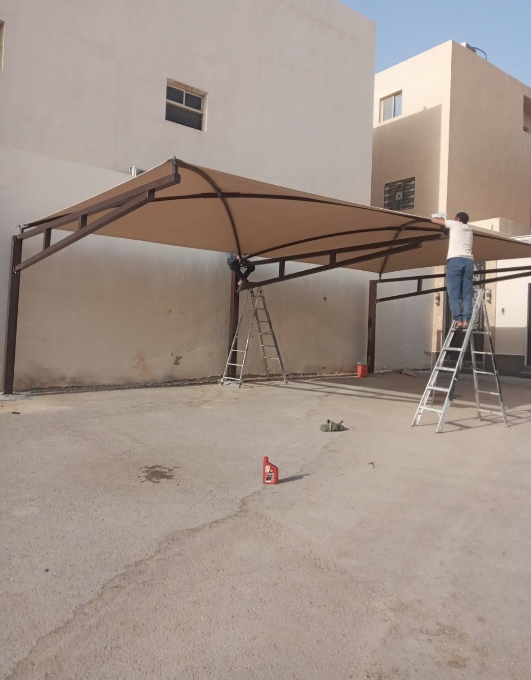 مظلات المطر