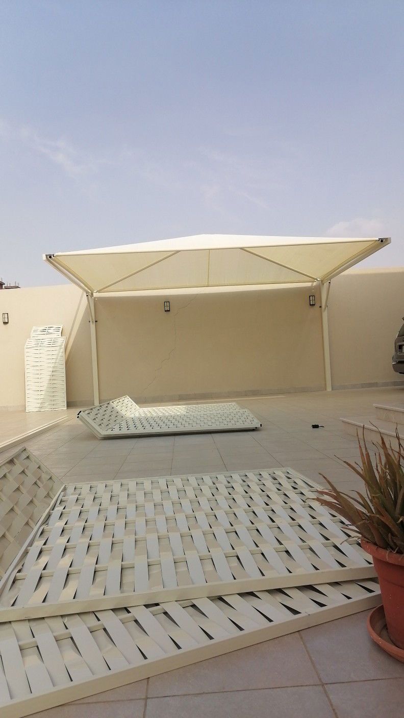 مظلات المطر