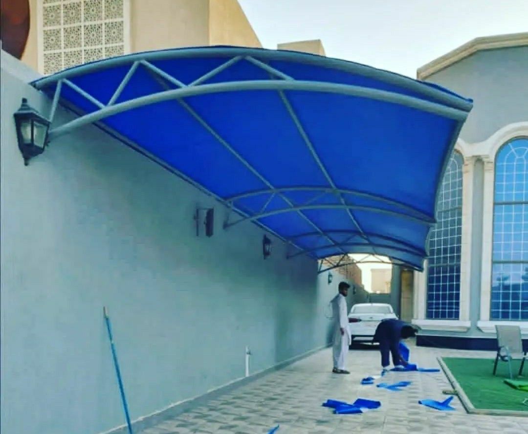 مظلات المطر