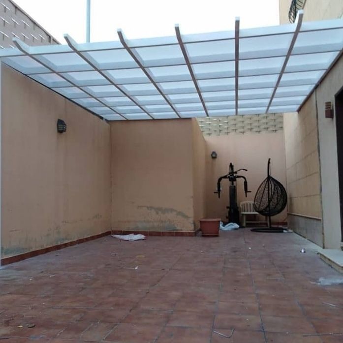 مظلات المطر