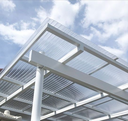 مظلات المطر