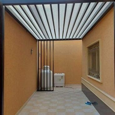 مظلات المطر