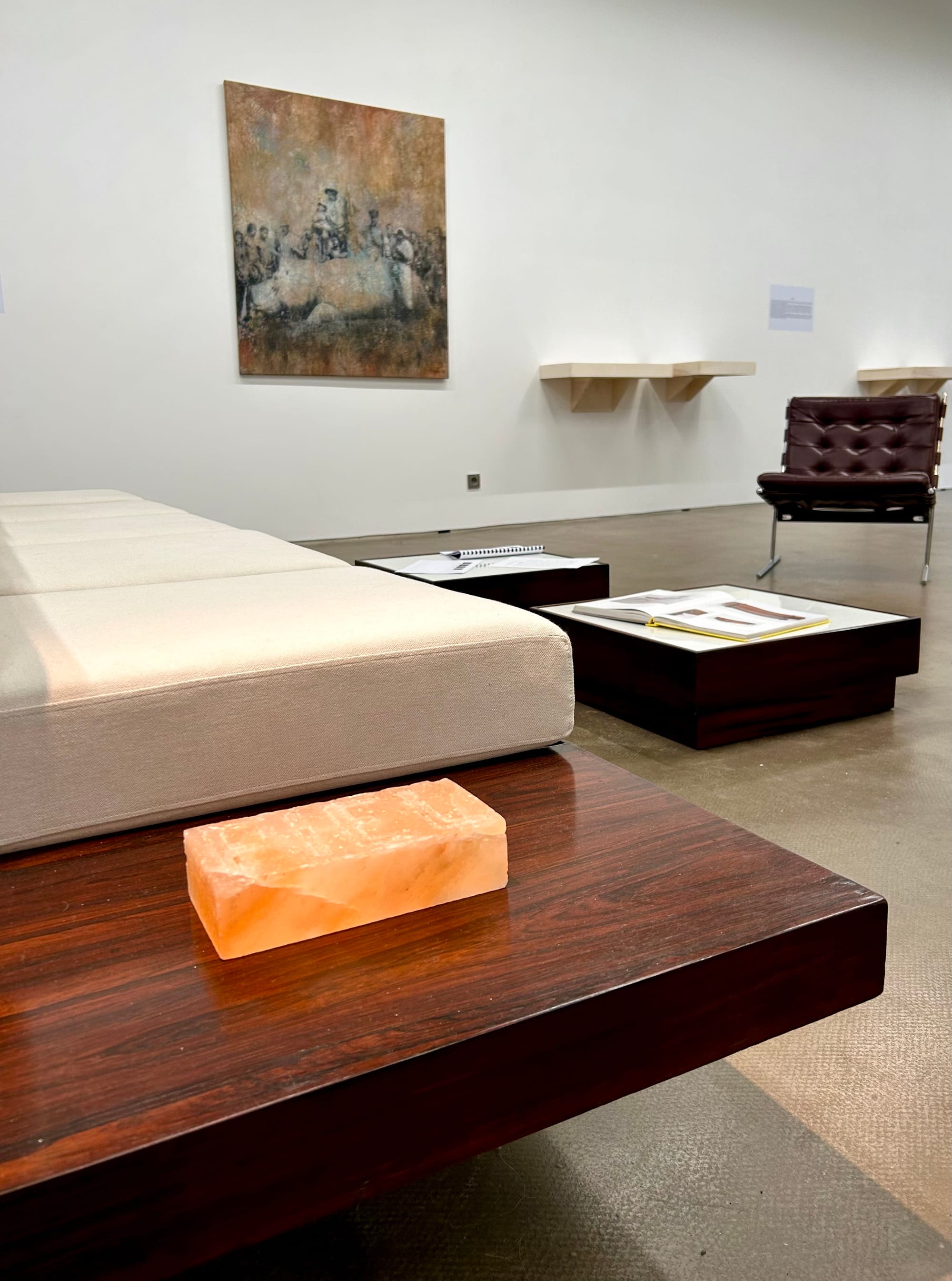 Jonathan Hindson & Galeria modernista : Dialogos