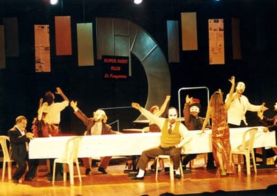 الأسبوع العربي –8/تشرين الثاني/1999
ايفانا مارشليان
حوار
"حول عمله الأخير "الحياة حلوة"، على خشبة مسرح "مونو"
ميشال جبر المسكون بالقلق:
...هكذا لا يذهب الميت وحيدًا