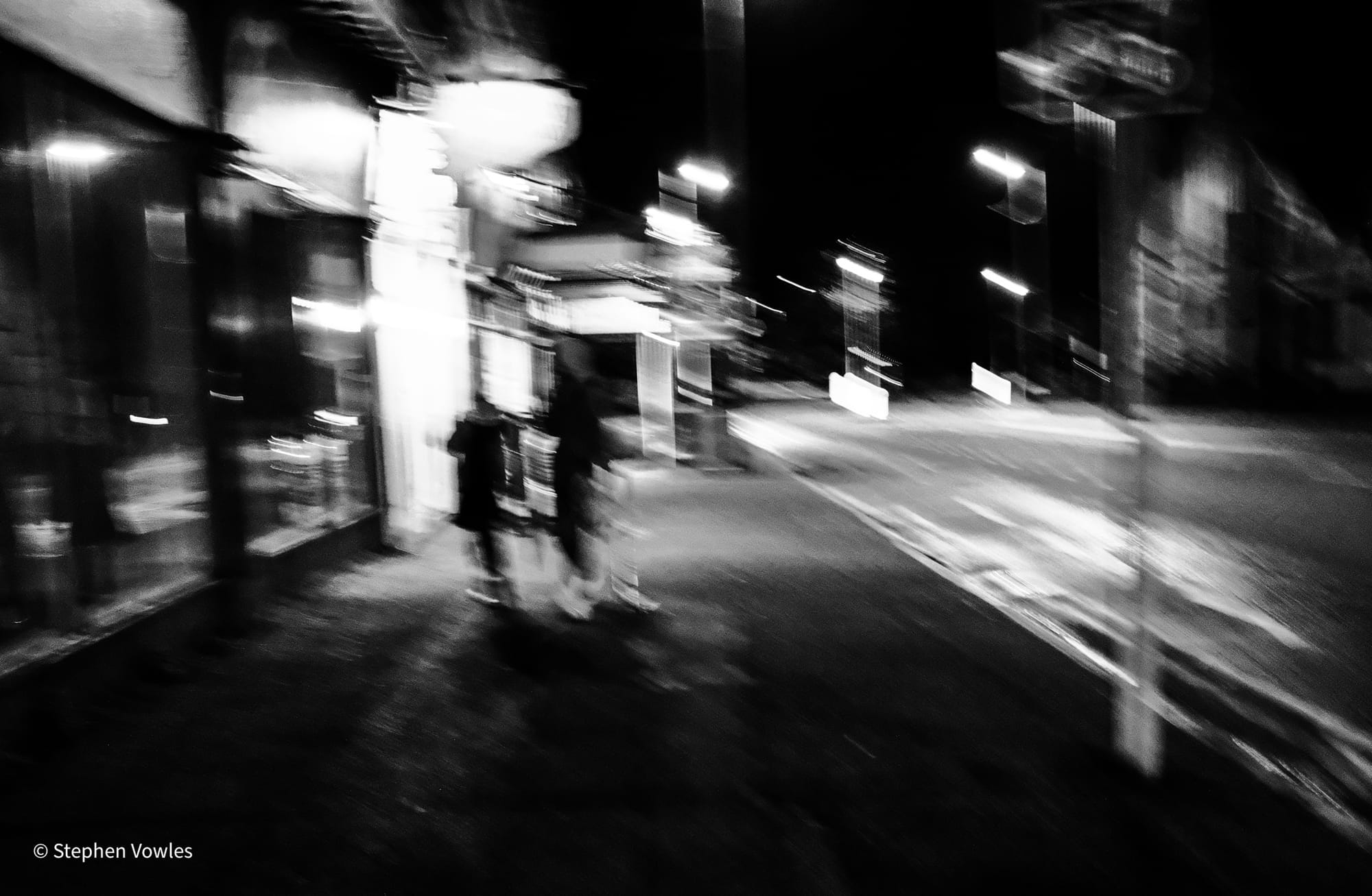 Are, Bure, Boke (grainy, blurry, out-of-focus)