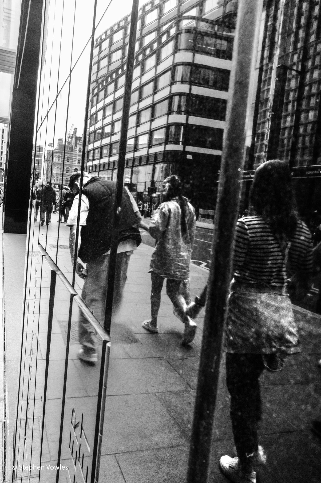 Are, Bure, Boke (grainy, blurry, out-of-focus)