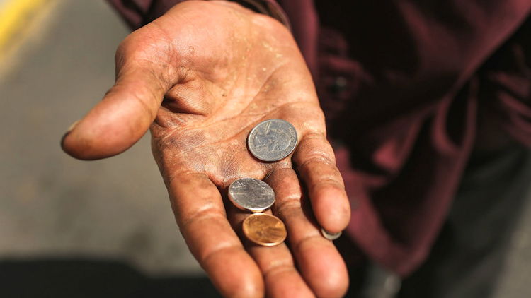 PORQUE TEMOS UM SALÁRIO DE FOME