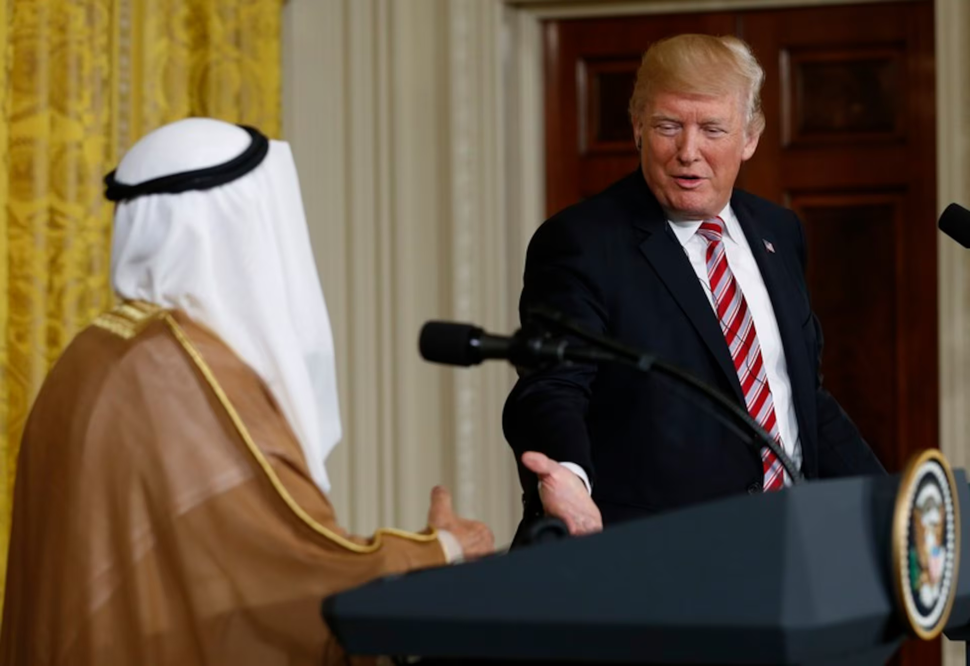 TRUMP ROUBA NA CARA DURA O PETRÓLEO DA VENEZUELA E VENDE POR US$ 500 MILHÕES DE DÓLARES PARA QATAR