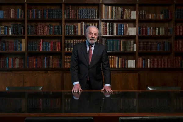 Governo Lula Nunca antes na história desse país se entregou tanta infraestrutura para o setor privado