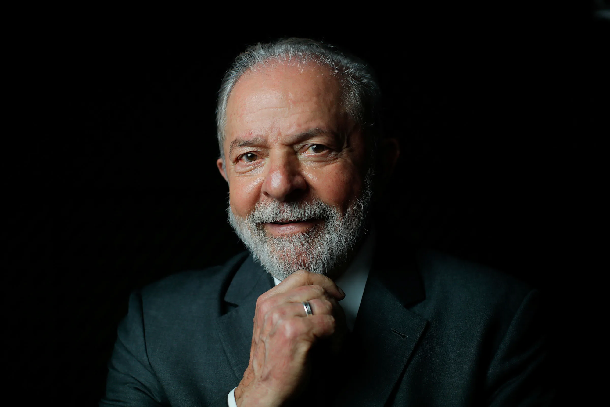 LULA A AS MAZELAS DO NEOLIBERALISMO