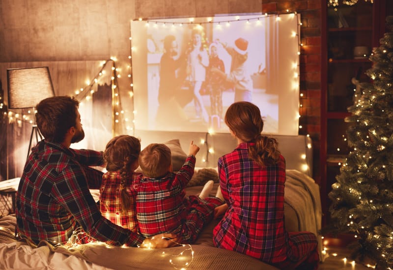 HOLIDAY FAMILY FREE MOVIE NIGHT AND FUNDRAISER