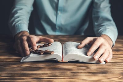 سِفِر العدد - الفصل الثالث - ١ - الإحصاء - للفصل الثالث هو نسل موسى وهارون والحديث عن الاَّويّين - د - إحصاء اللاَّويّين - الآيات الرابعة عشر حتَّى الآية العشرون