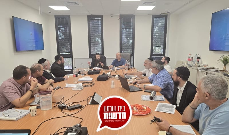 125 cases: a sub-committee for planning and construction met for the first time