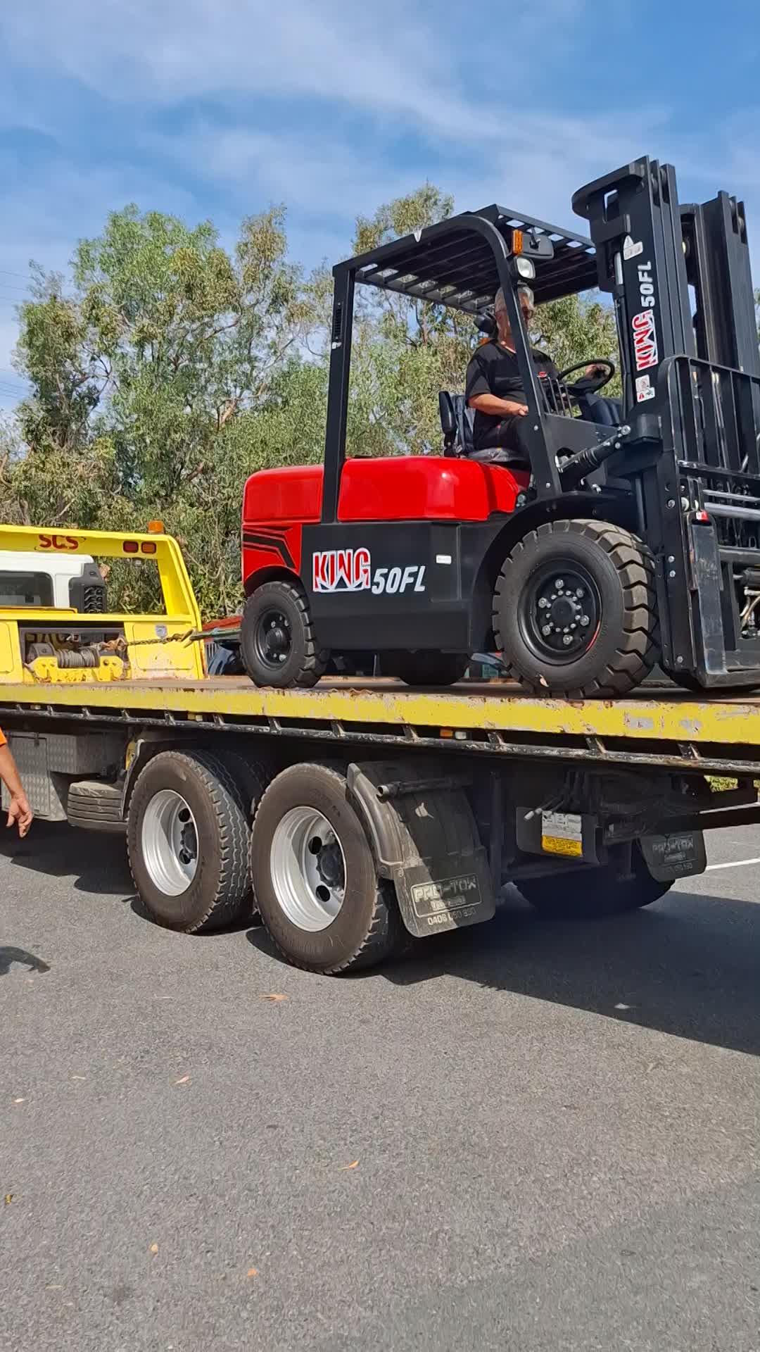 New Tilt Tray, New Forklift
