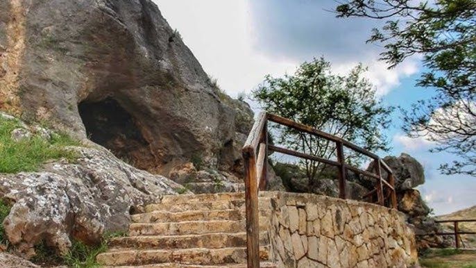 قانا – بين القداسة والتاريخ