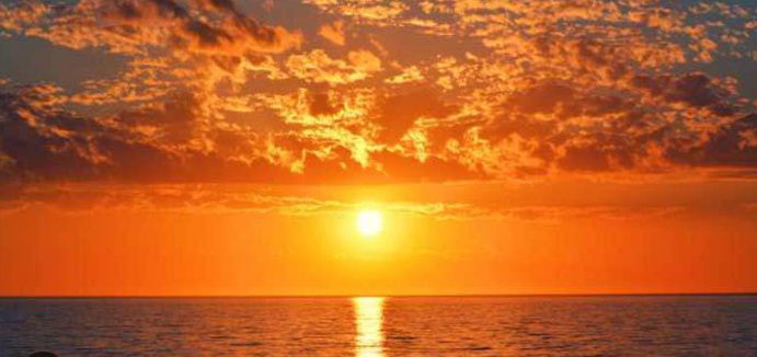 غُرُوبٌ… 🍂