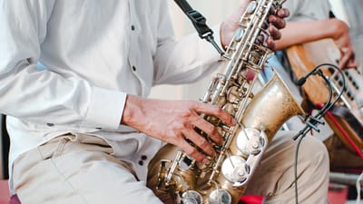 How to choose the right saxophone classes in Singapore?