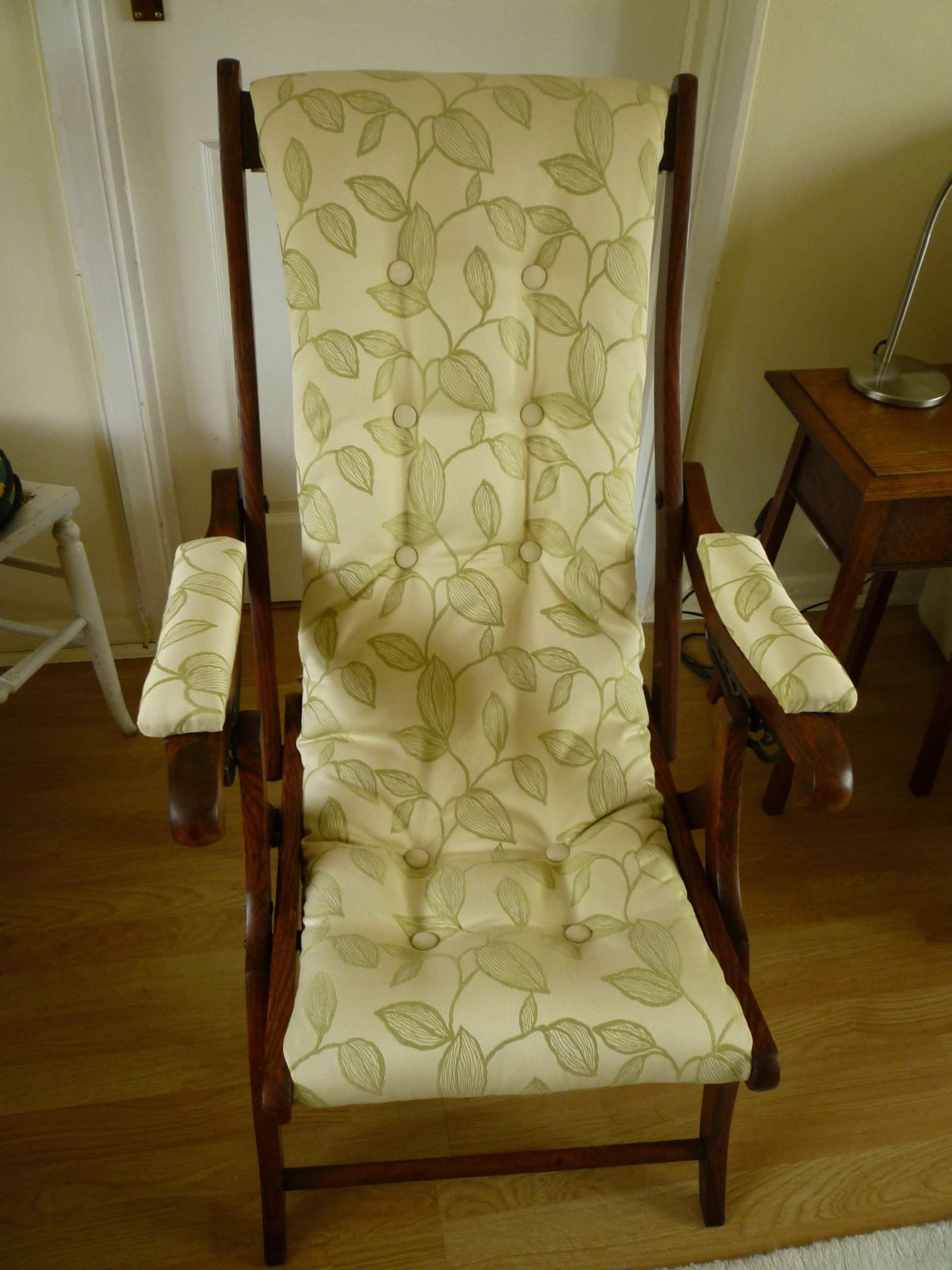 ROCKING ARM CHAIR 2