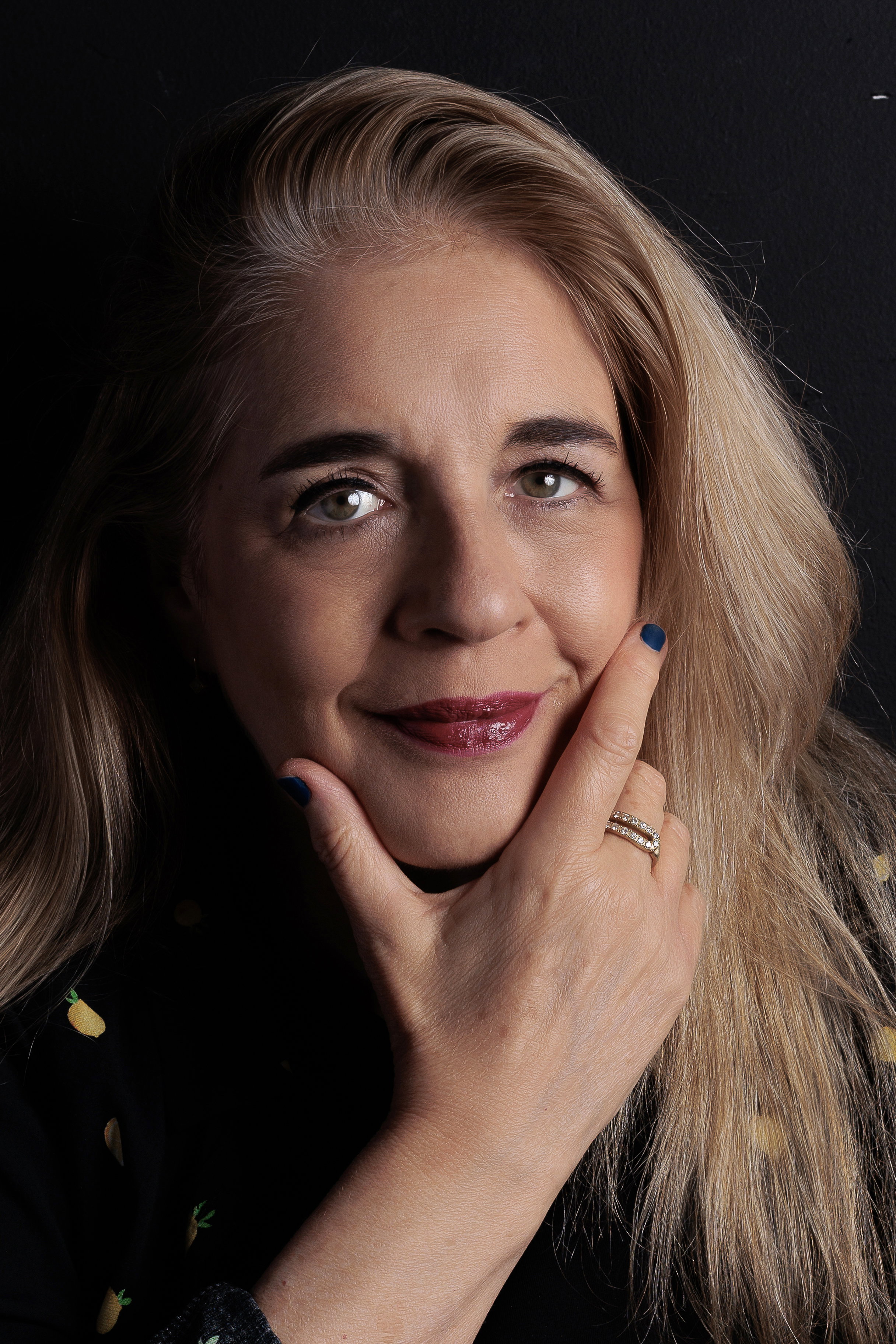 Anat Atzmon, actress and singer