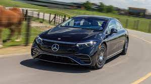 چرا اجاره خودرو برای تعطیلات خانوادگی انتخاب خوبی است؟