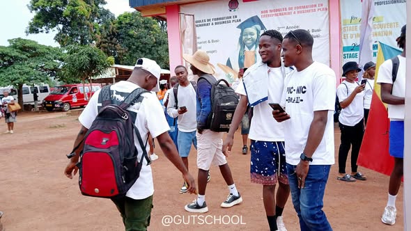 GUTSCHOOL clôture l’année académique dans la convivialité Pic nic à Boali ( 08 octobre 2025 )