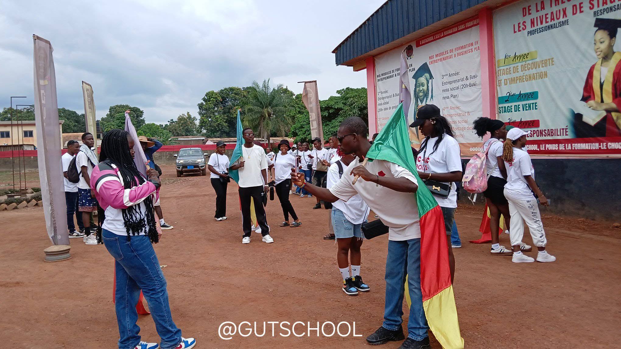 GUTSCHOOL sluit die akademiese jaar af met 'n vriendelike piekniek in Boali (8 Oktober 2025)