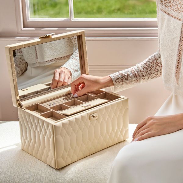 Caroline medium Jewellery Case by WOLF