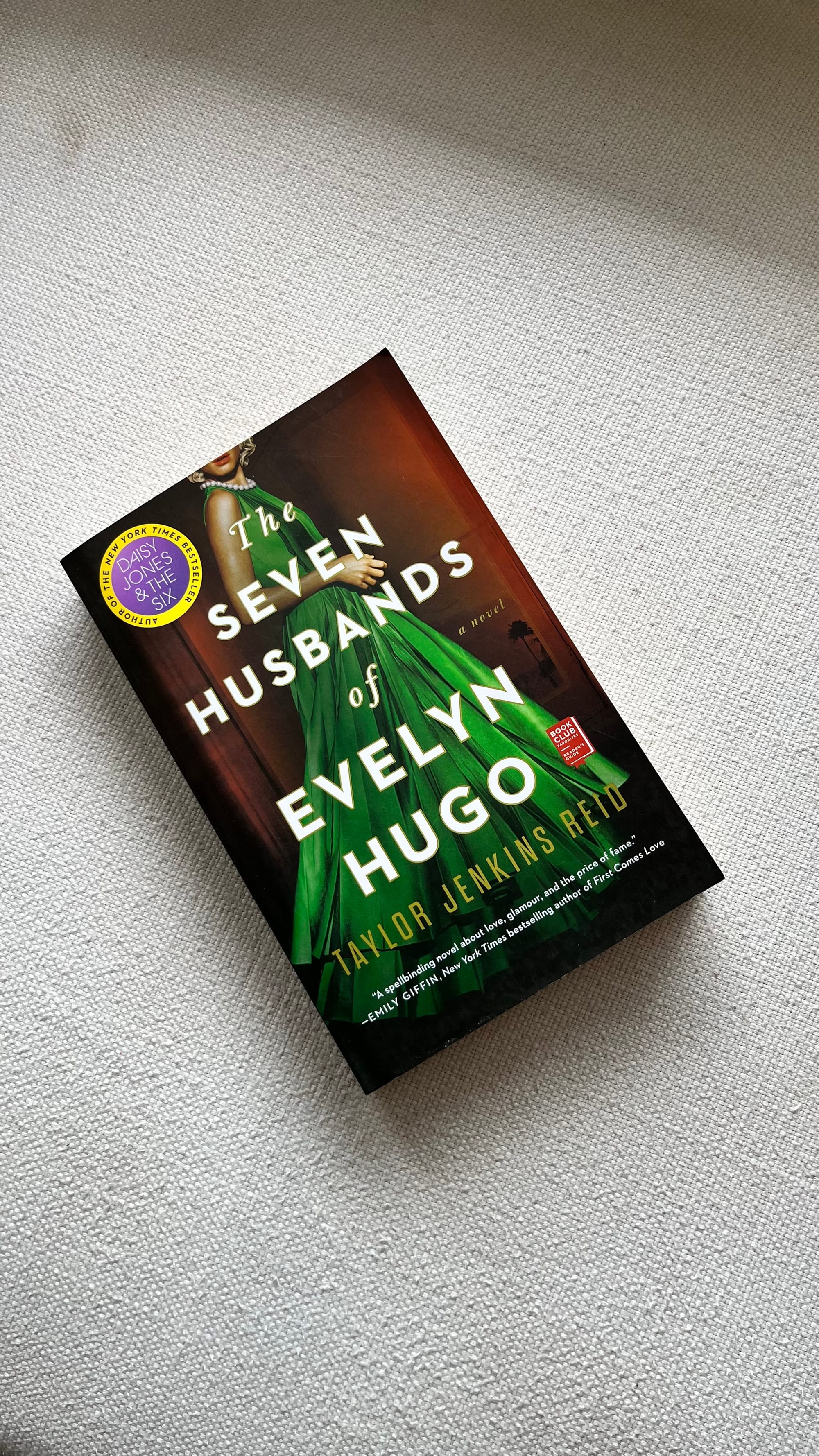 THE SEVEN HUSBANDS OF EVELYN HUGO