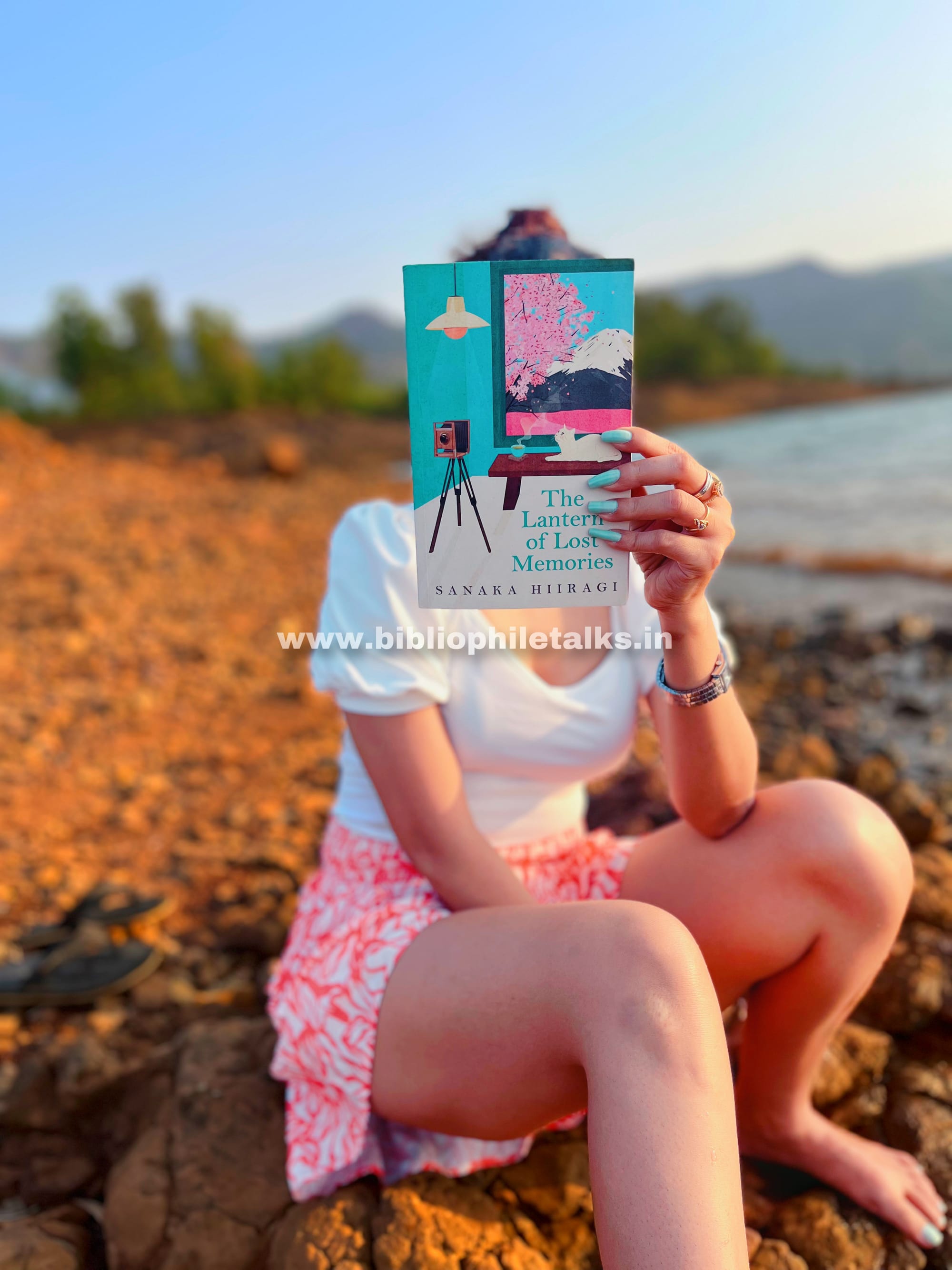 THE LANTERN OF LOST MEMORIES