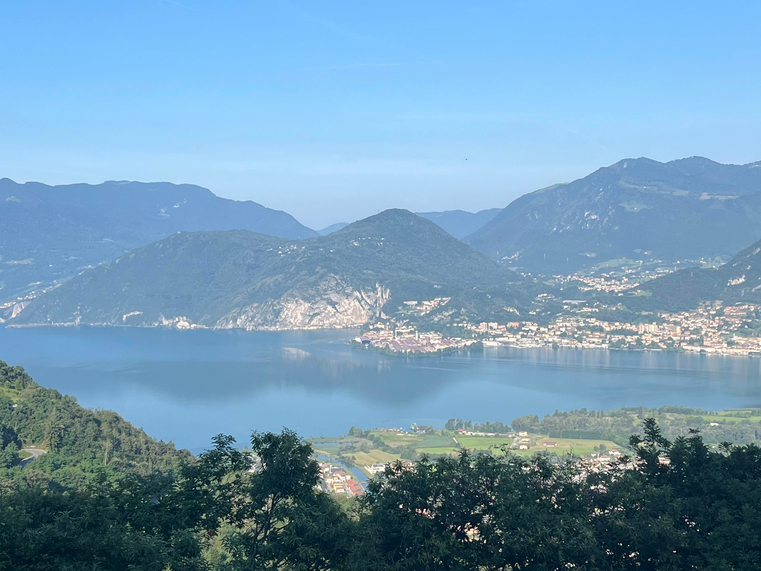 lake iseo