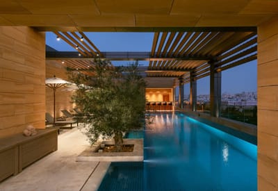 تركيب غرف ساونا وبخار: دليلك لاختيار شركة بناء مسابح وشركة تنظيف مسابح موثوقة في السعودية