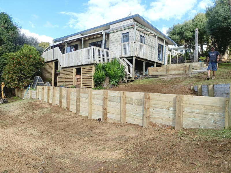 Replacement Timber Retaining Wall