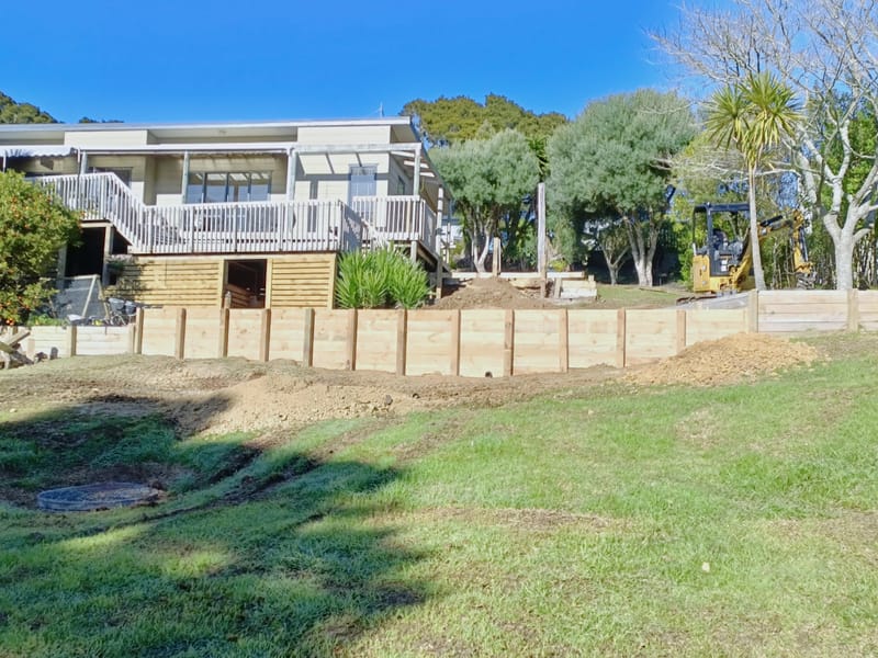 Replacement Timber Retaining Wall