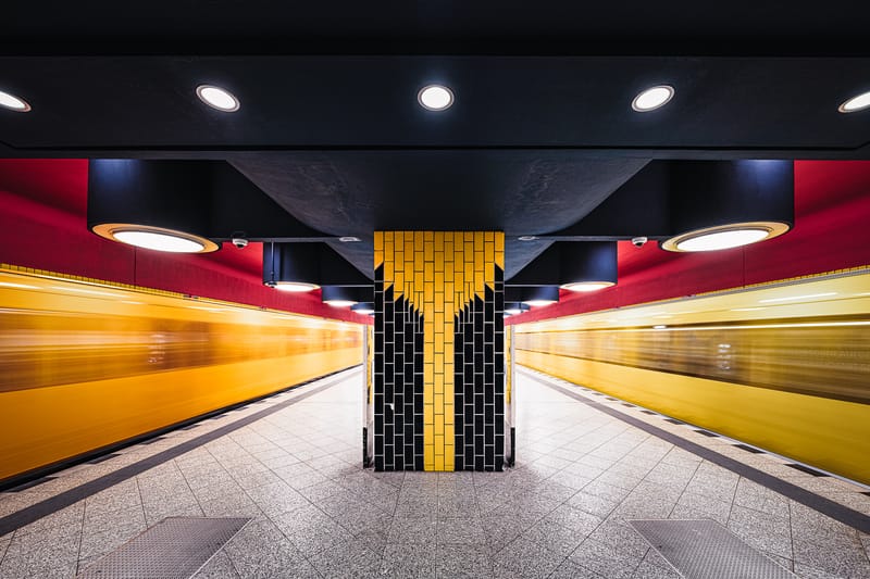 La série SYMMETRIC SUBWAY continue sa tournée
