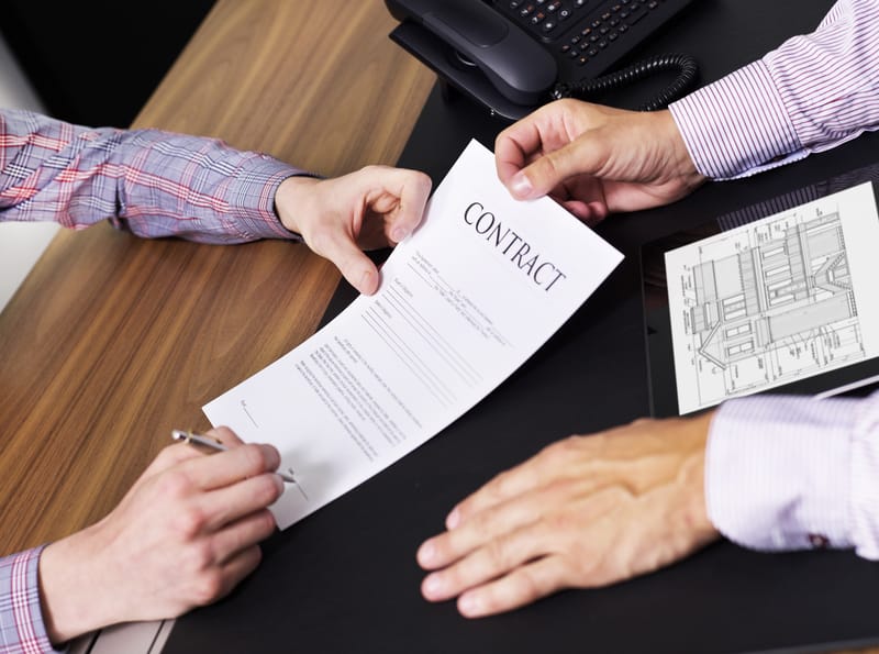 הונאה בחוזים מסחריים – משרד עו"ד ציון בהלול