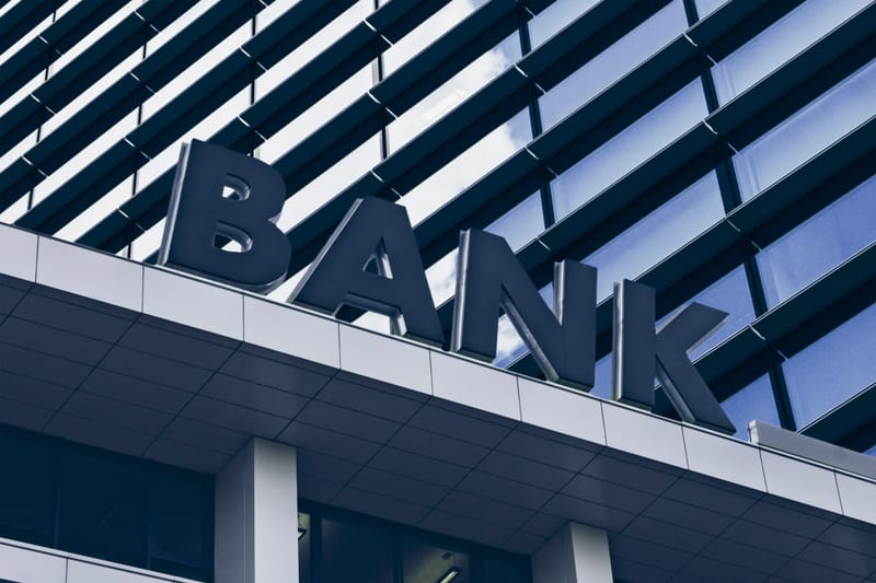 תביעות נגד בנקים וגורמים פיננסיים בגין מצג שווא