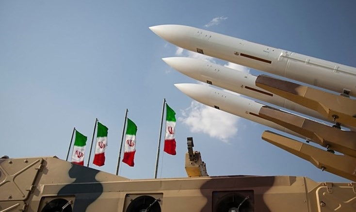 واشنطن تتهم إيران بنقل صواريخ باليستية إلى روسيا وطهران تنفي