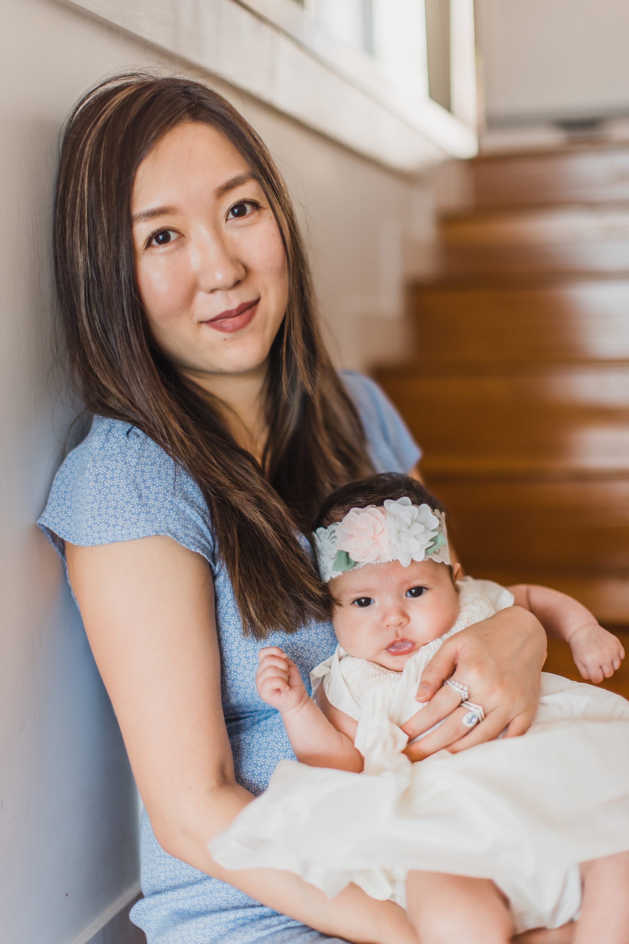 Different from the traditional posed or studio session. I capture your family as you are. Your Babies are born perfect just as they are, I believe they should never be placed in any unnatural positions during their photoshoots.