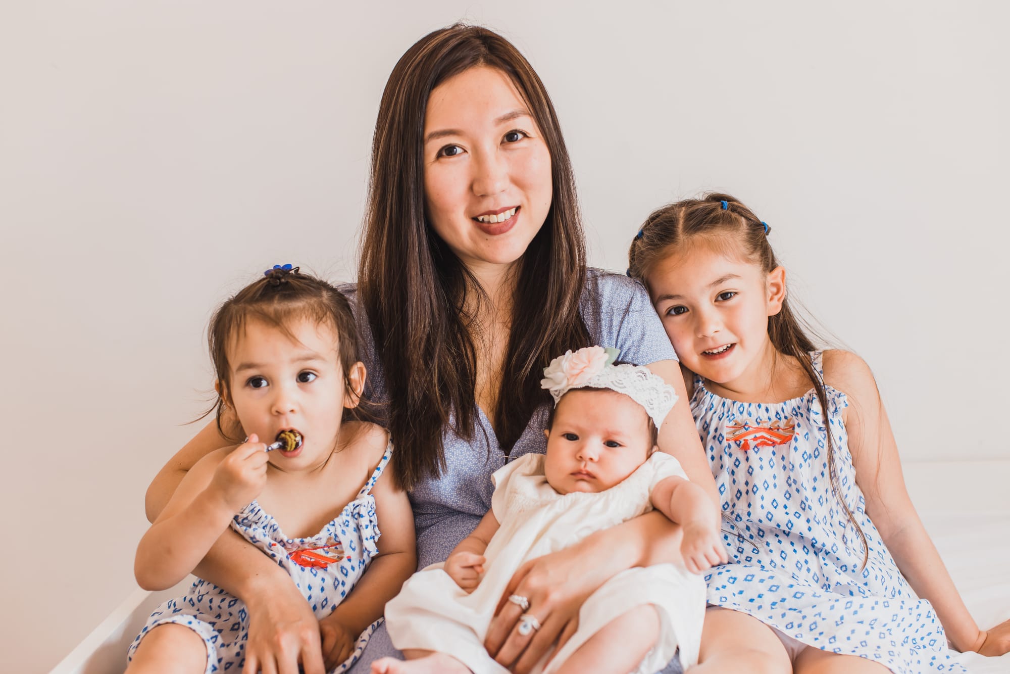 Different from the traditional posed or studio session. I capture your family as you are. Your Babies are born perfect just as they are, I believe they should never be placed in any unnatural positions during their photoshoots.