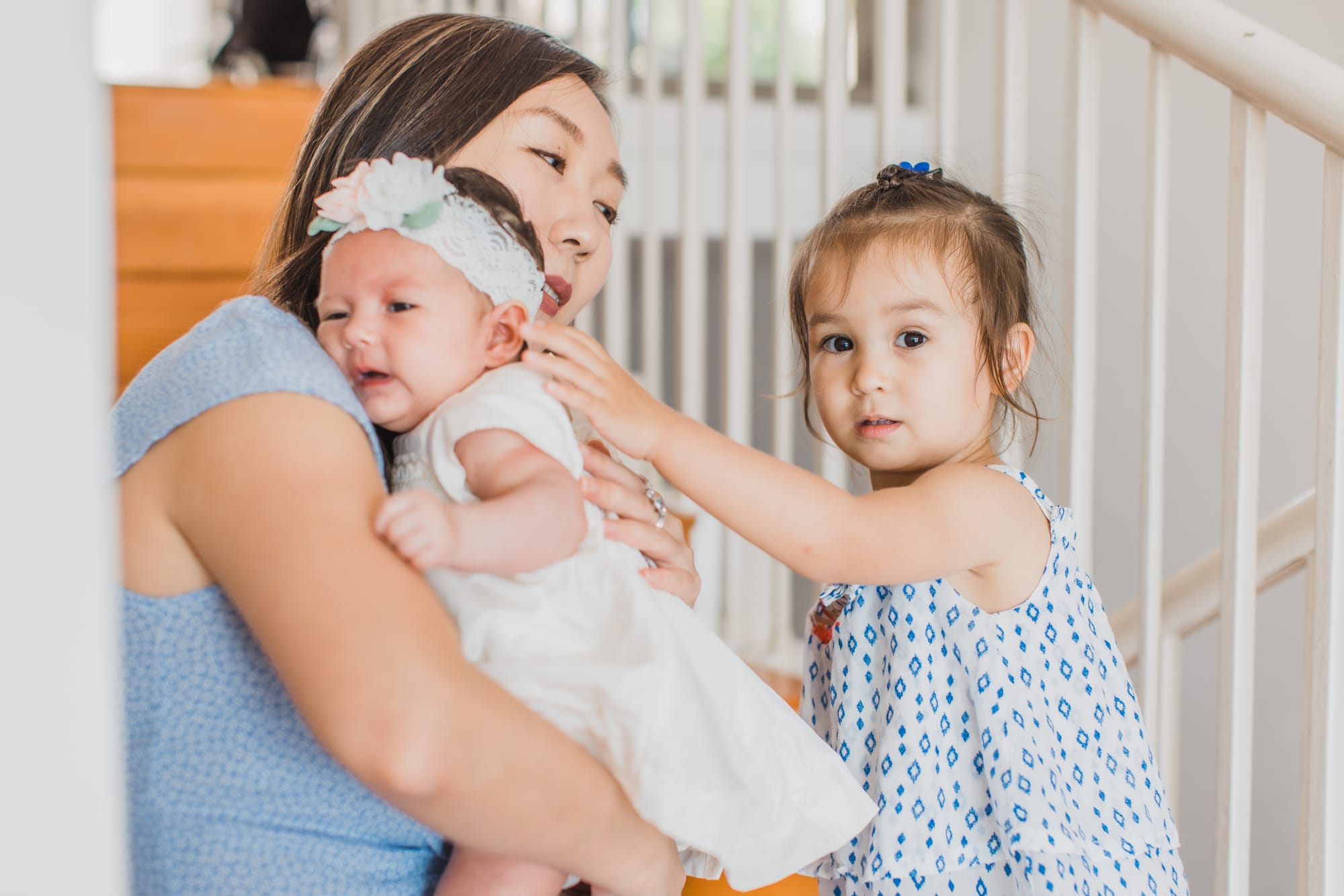 Different from the traditional posed or studio session. I capture your family as you are. Your Babies are born perfect just as they are, I believe they should never be placed in any unnatural positions during their photoshoots.