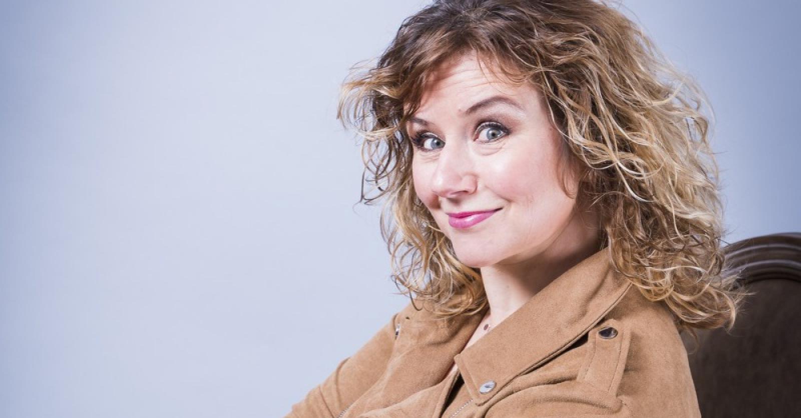 Emission rencontre Aujourd'hui c'est avec Nathalie Pâque ( chanteuse)