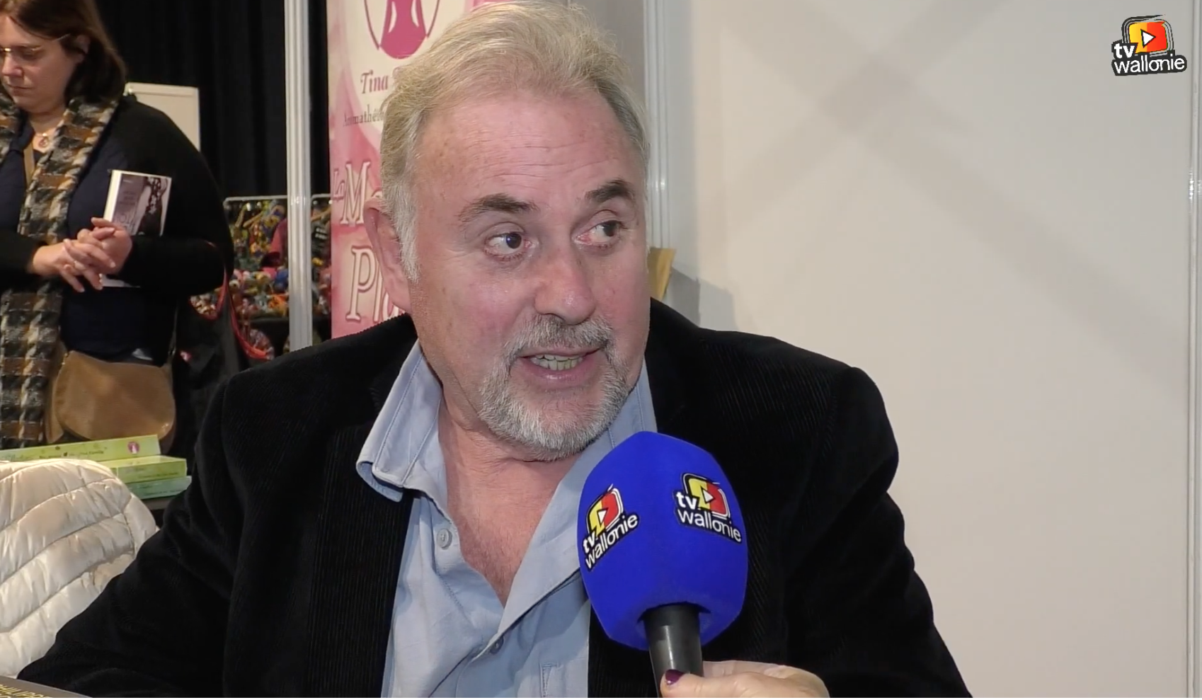 Rencontre avec l'ex-journaliste de FR 1, Philippe RISOLI au salon Parallèle de Ciney ce 15 nov 2024