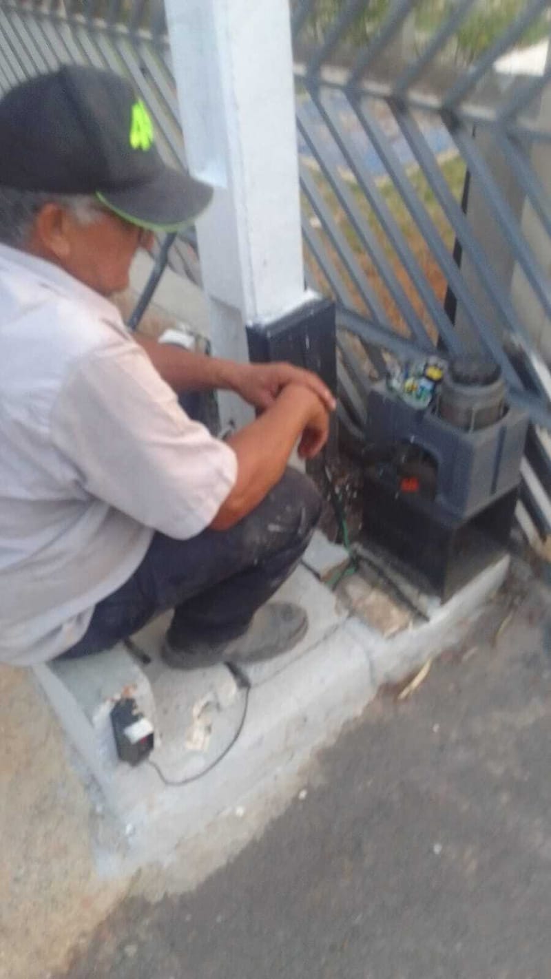 III. ETAPA - PORTÃO VEICULAR