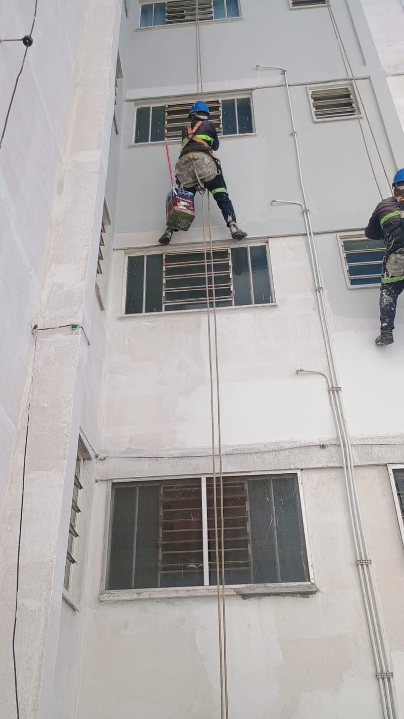 III. ETAPA - PINTURA EXTERNA, TORRES