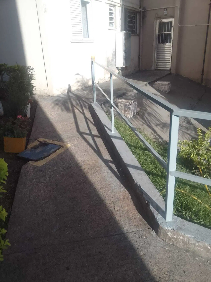 VII. - SINALIZAÇÃO TAMPAS DE INSPEÇÃO / PÁTIO