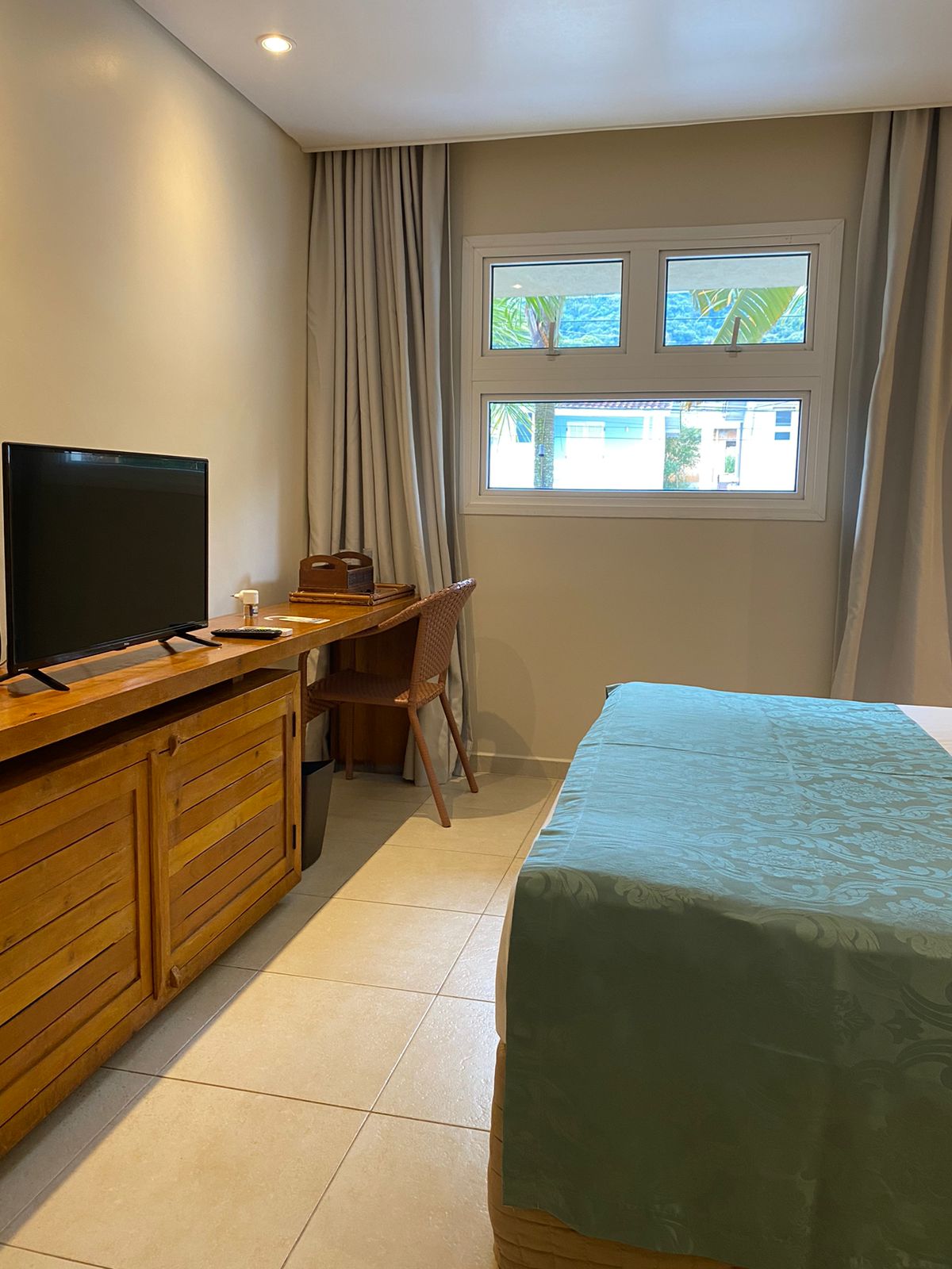 PISO INFERIOR ACESSÍVEL PARA HÓSPEDES COM MOBILIDADE REDUZIDA